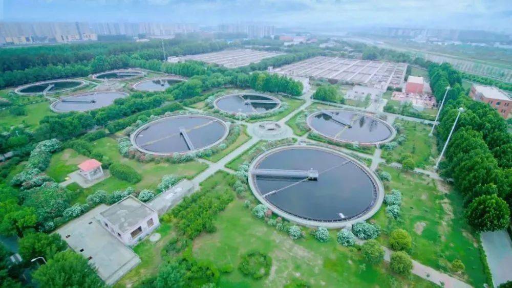 蜂窩斜管沉淀池頂部出現積泥怎么辦？